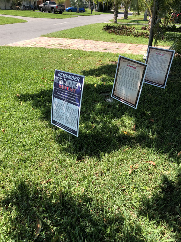 Pompano Beach, Florida signage